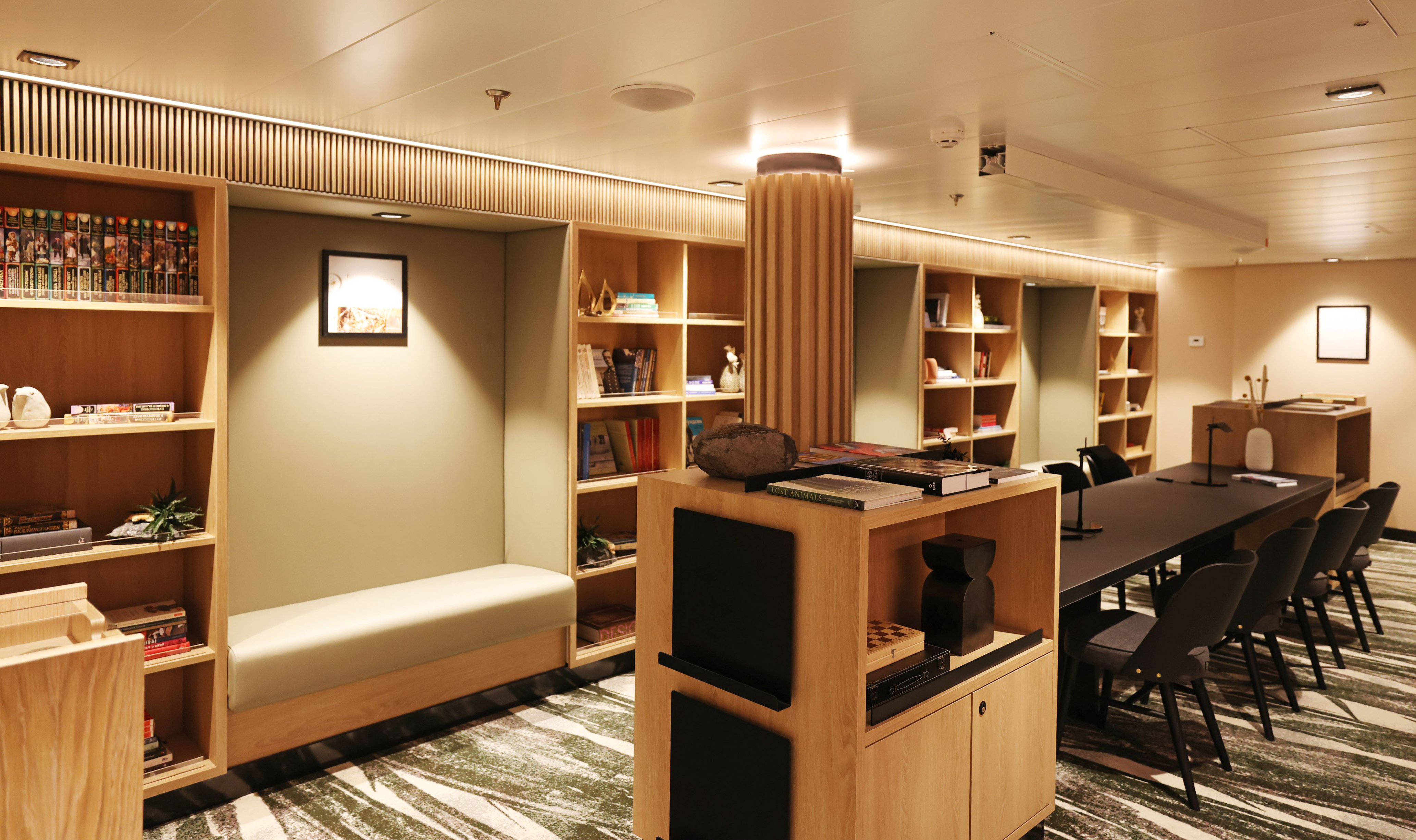 Library on SH Minerva